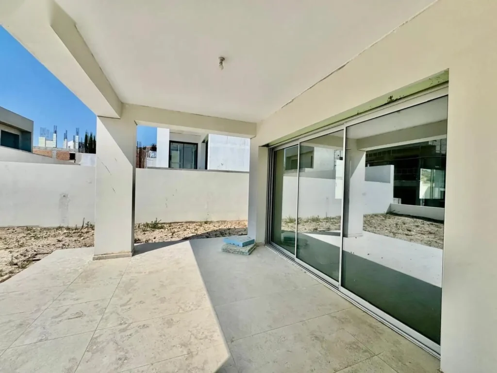 4 Bedroom House for Sale in Limassol – Agios Athanasios