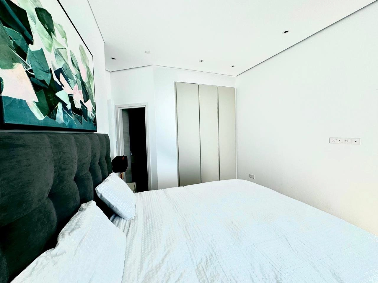 2 Bedroom Apartment for Rent in Limassol – Neapolis