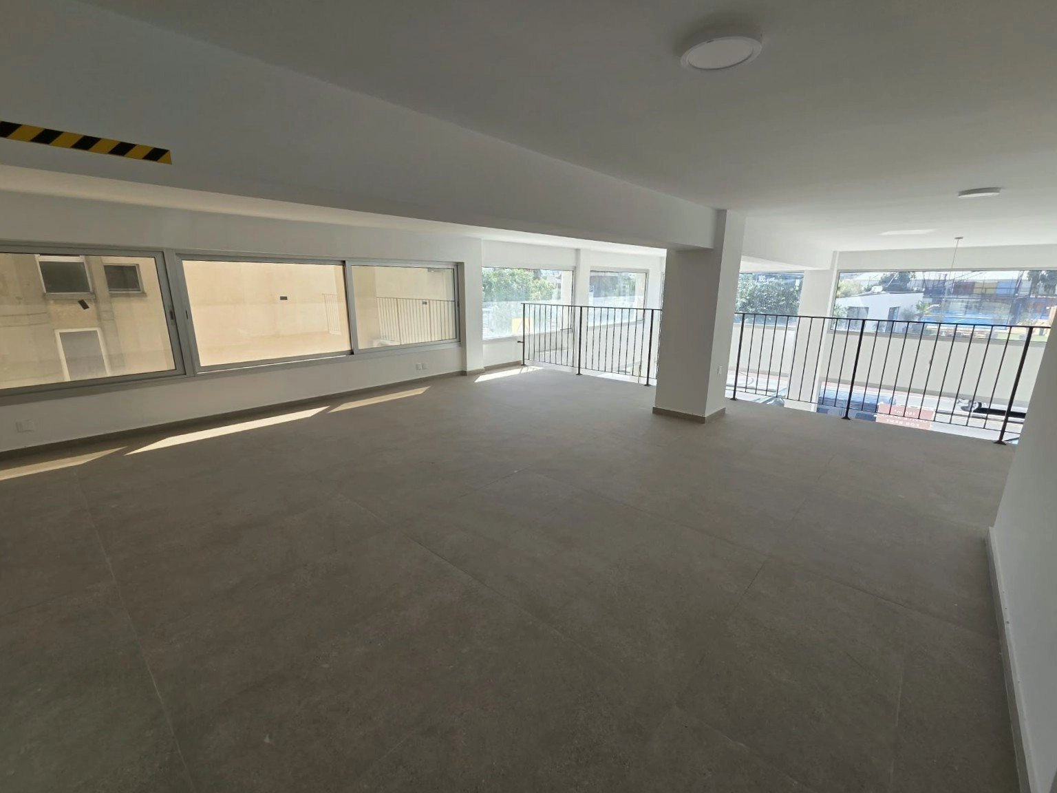 150m² Office for Rent in Limassol District