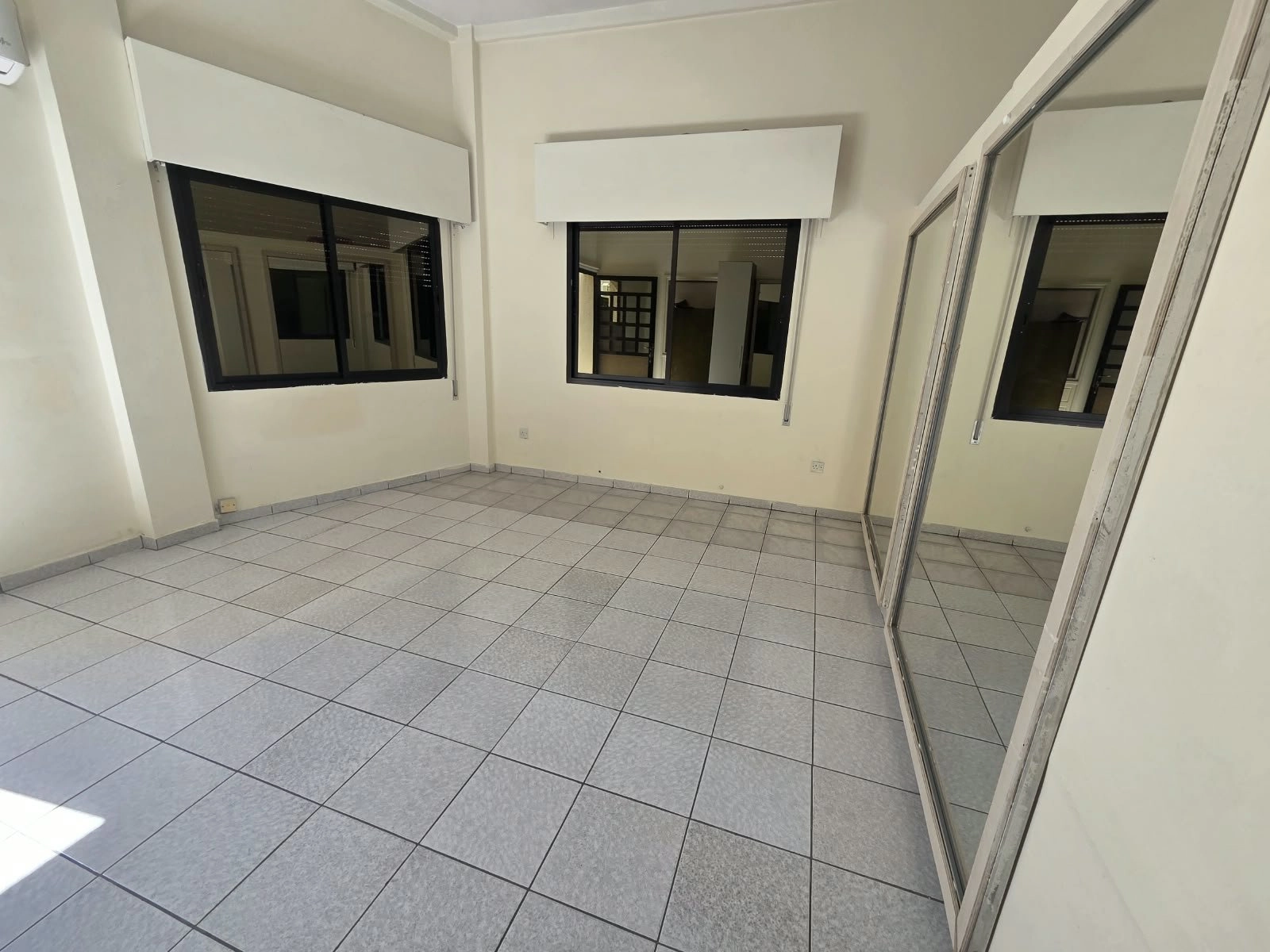 103m² Office for Rent in Limassol – Katholiki