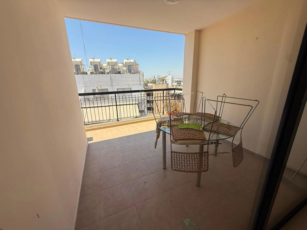 3 Bedroom Apartment for Rent in Larnaca – Finikoudes