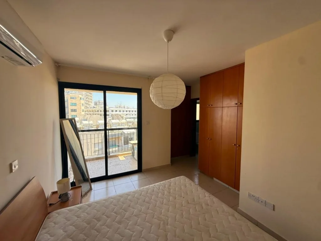3 Bedroom Apartment for Rent in Larnaca – Finikoudes
