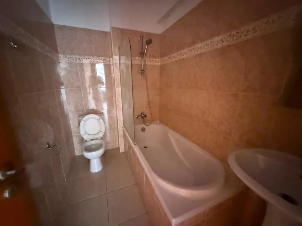 3 Bedroom Apartment for Rent in Larnaca – Finikoudes