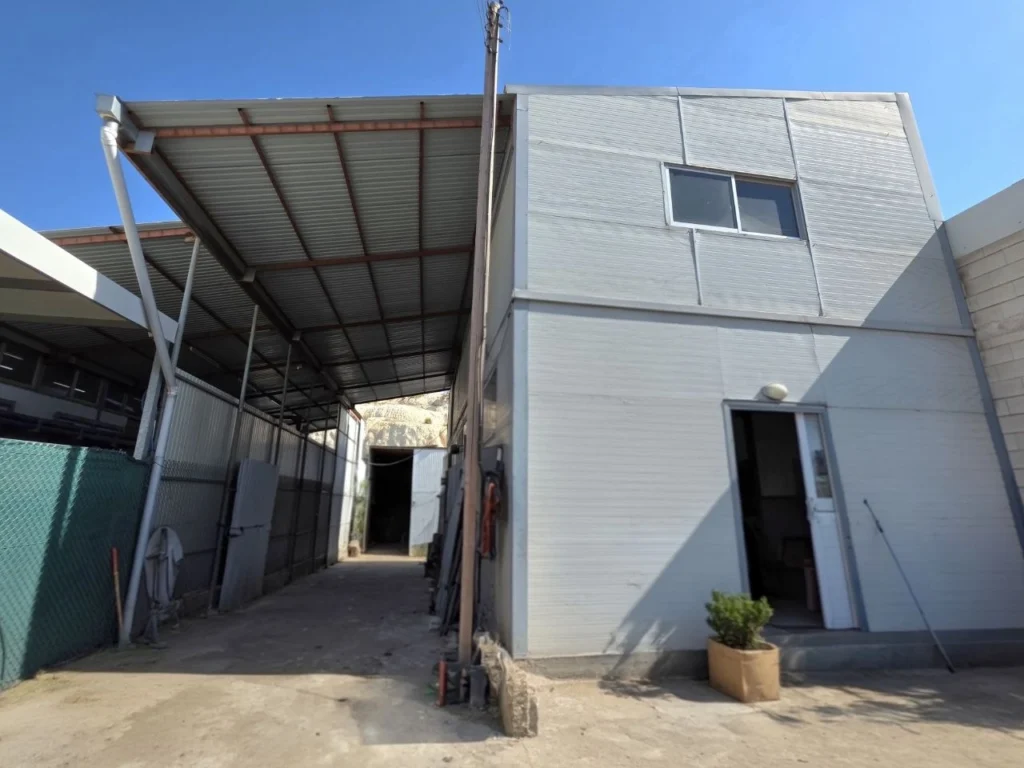 335m² Office for Rent in Pano Polemidia, Limassol District