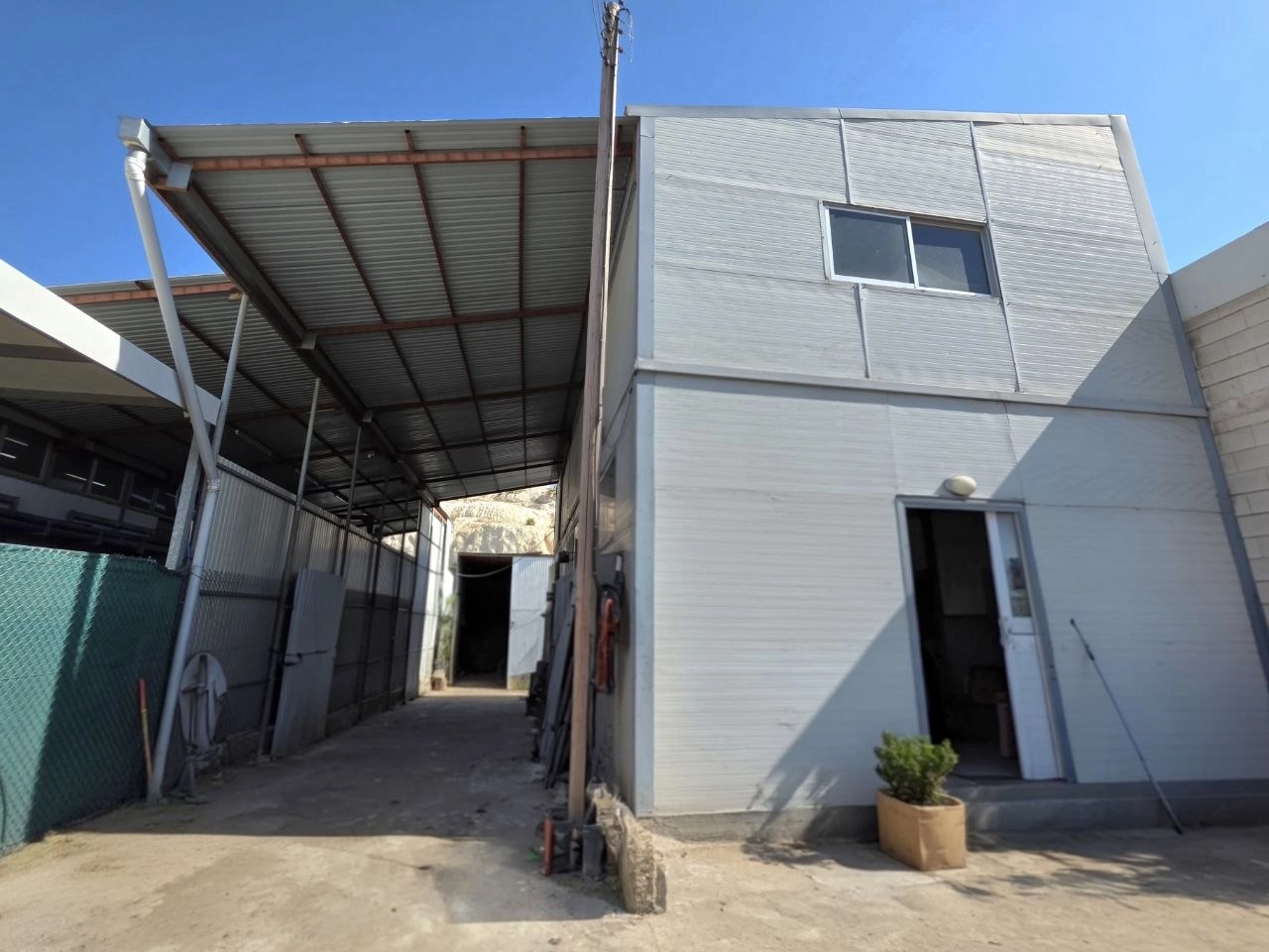 335m² Office for Rent in Pano Polemidia, Limassol District