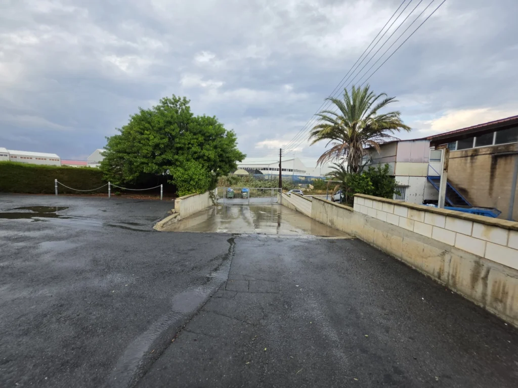 735m² Office for Rent