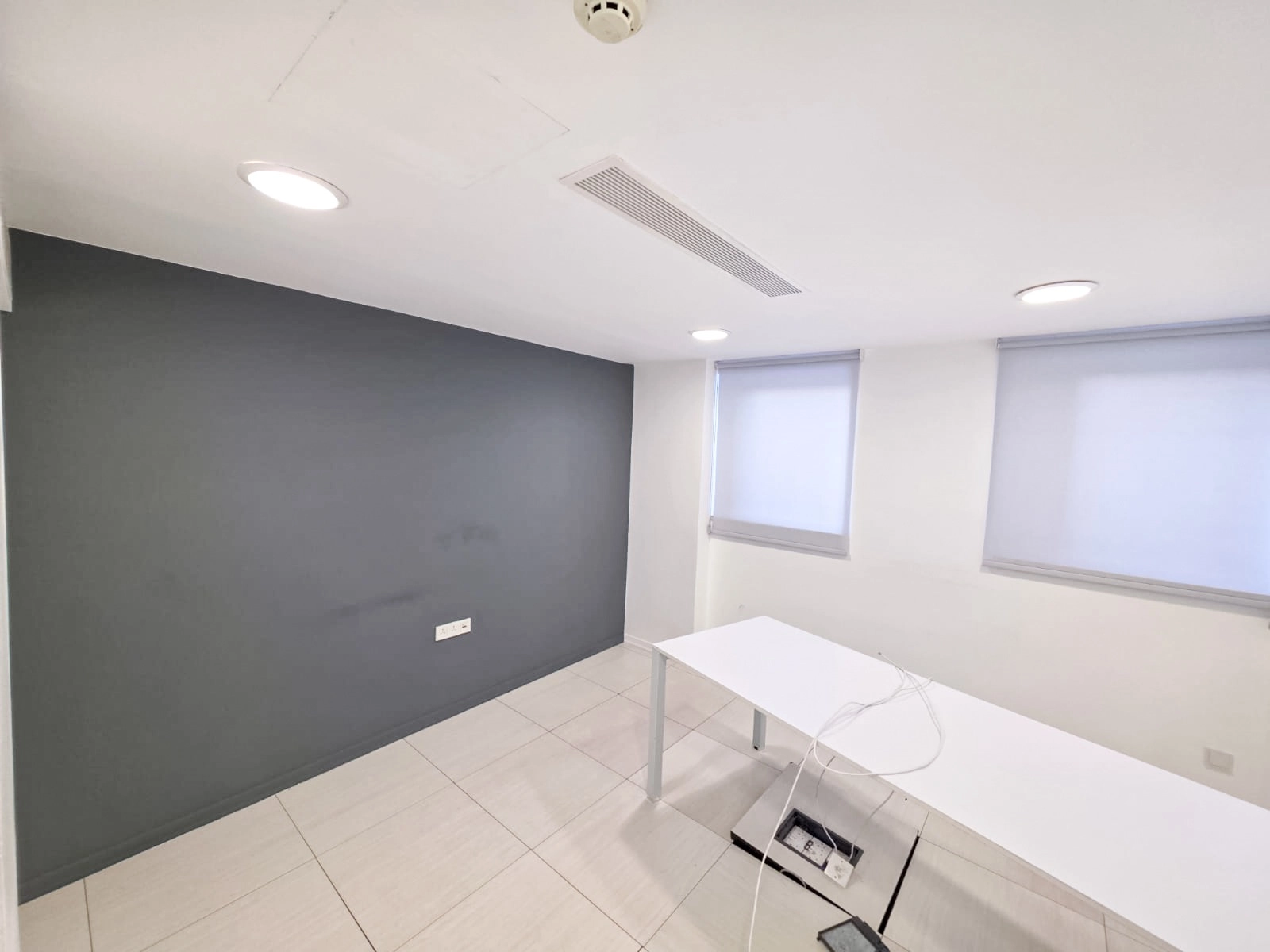 280m² Office for Rent in Germasogeia, Limassol District