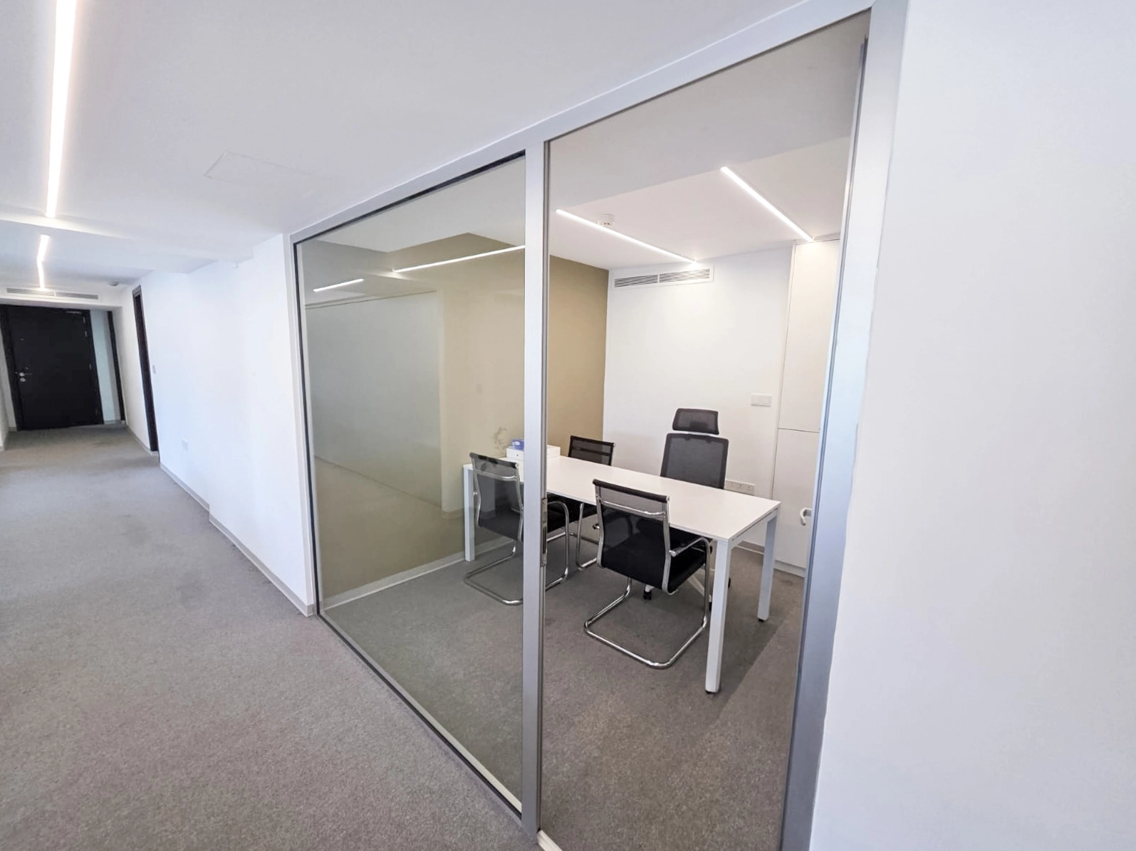 280m² Office for Rent in Germasogeia, Limassol District