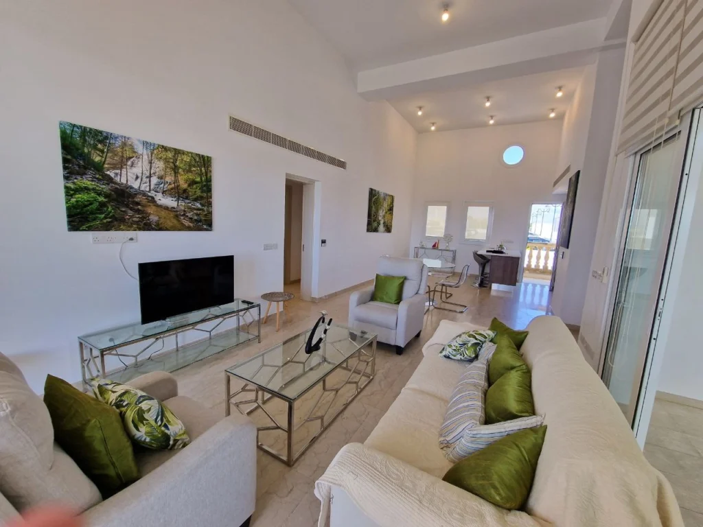 3 Bedroom Apartment for Rent in Limassol – Marina