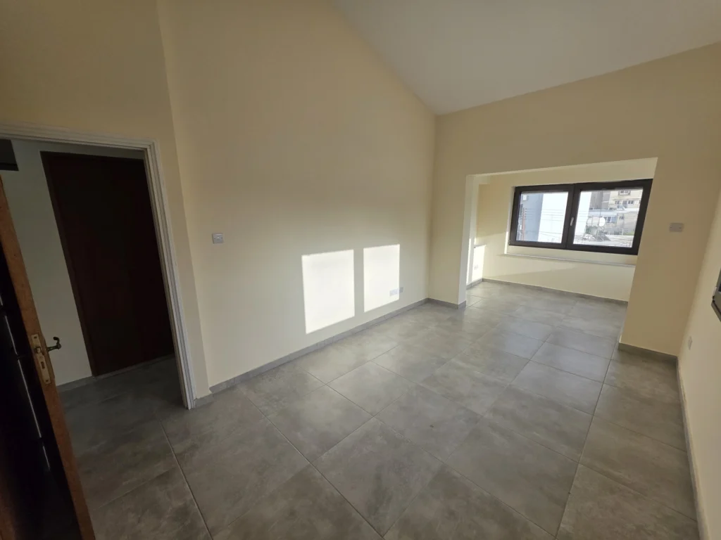 100m² Office for Rent in Larnaca – Sotiros