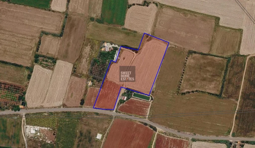9,638m² Plot for Sale in Frenaros, Famagusta District