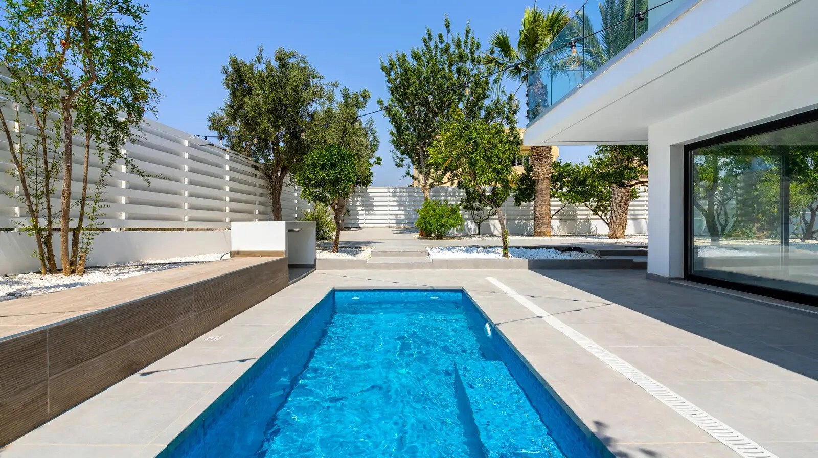 5 Bedroom House for Rent in Ormideia, Larnaca District