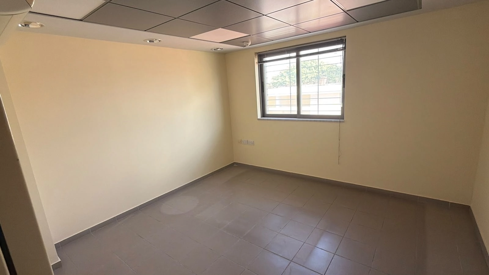 222m² Office for Rent in Agios Nikolaos, Paphos District