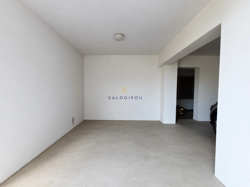 651m² Building for Sale in Larnaca District