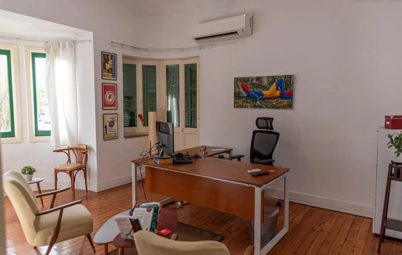 160m² Office for Rent
