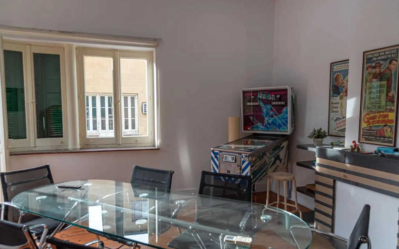 160m² Office for Rent