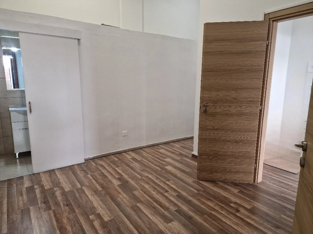 60m² Office for Rent in Strovolos – Acropolis, Nicosia District