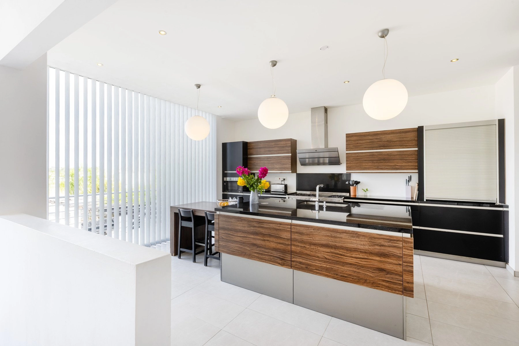 5 Bedroom House for Sale in Aradippou, Larnaca District