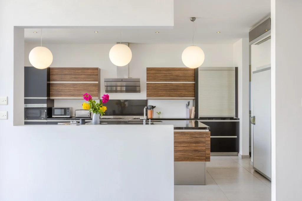 5 Bedroom House for Sale in Aradippou, Larnaca District