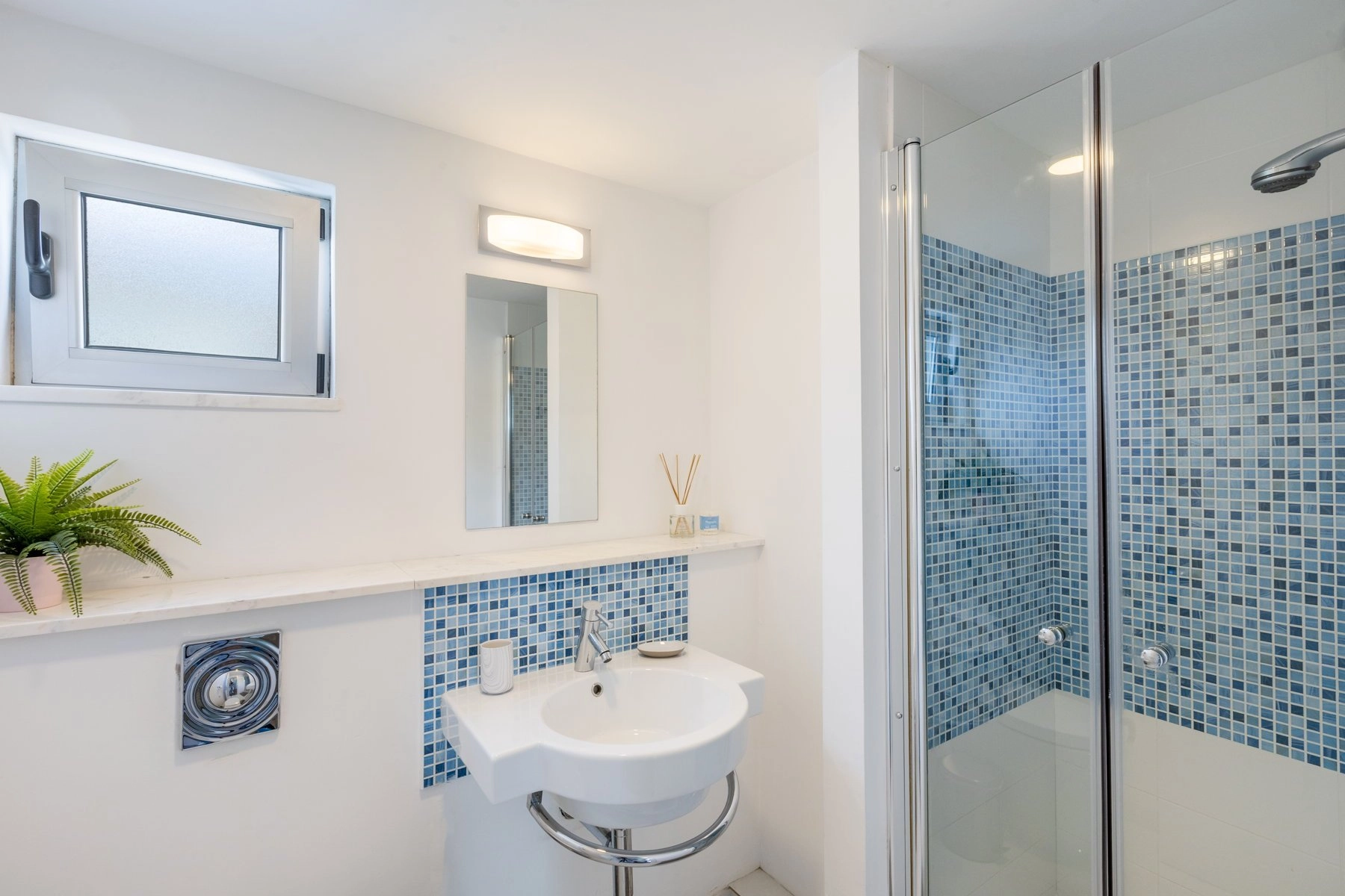 5 Bedroom House for Sale in Aradippou, Larnaca District