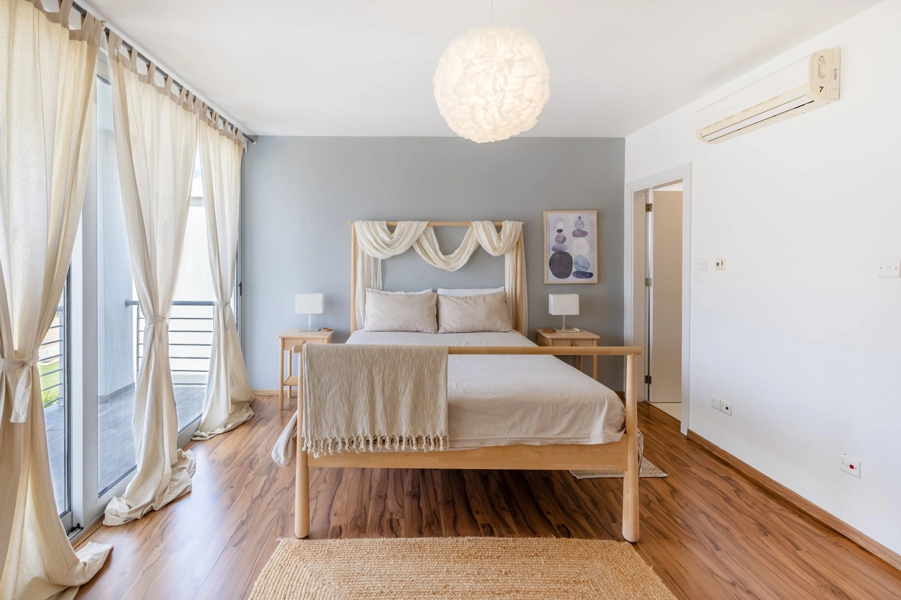 5 Bedroom House for Sale in Aradippou, Larnaca District