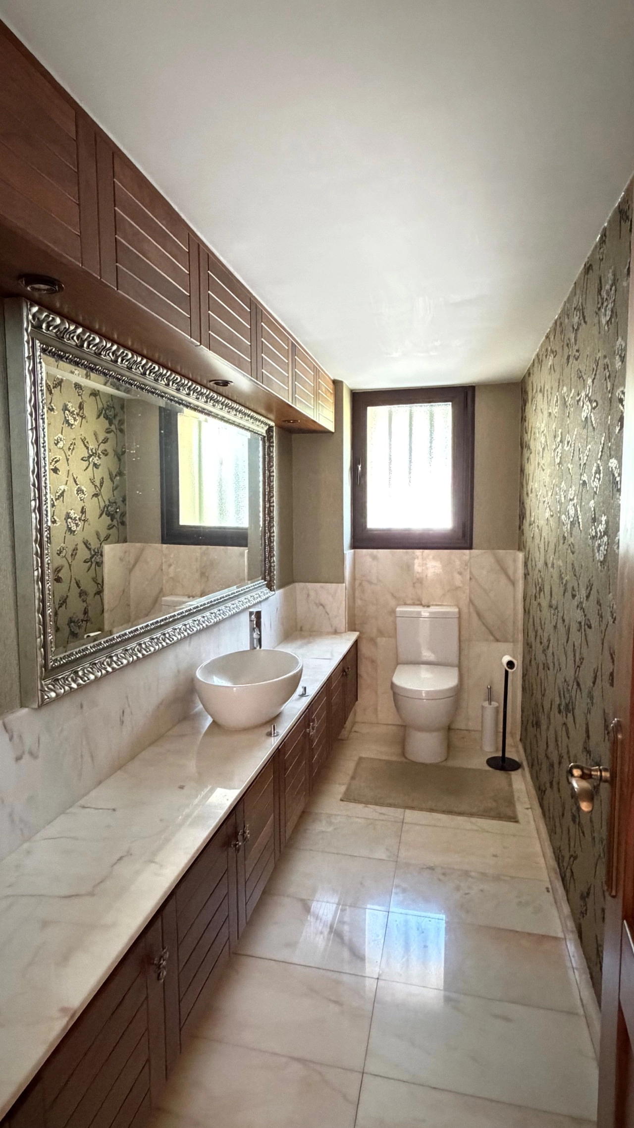 6+ Bedroom House for Sale in Limassol District