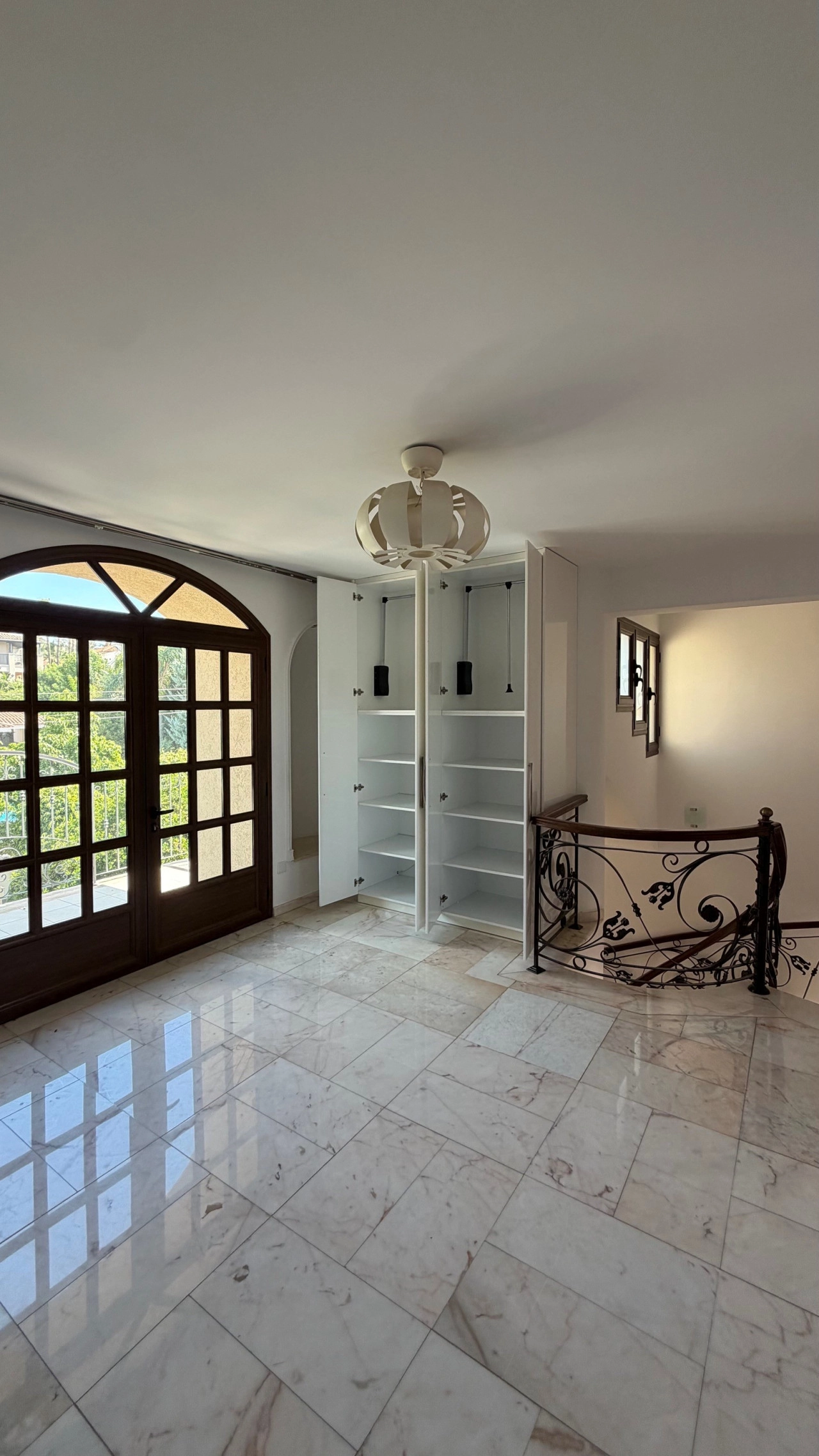 6+ Bedroom House for Sale in Limassol District