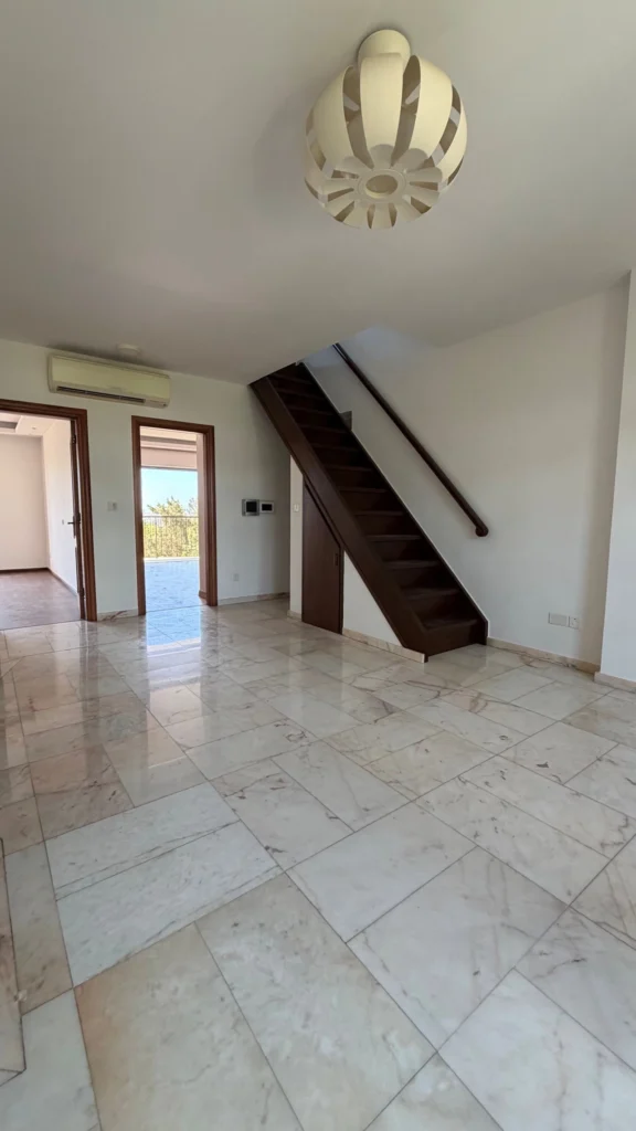 6+ Bedroom House for Sale in Limassol District
