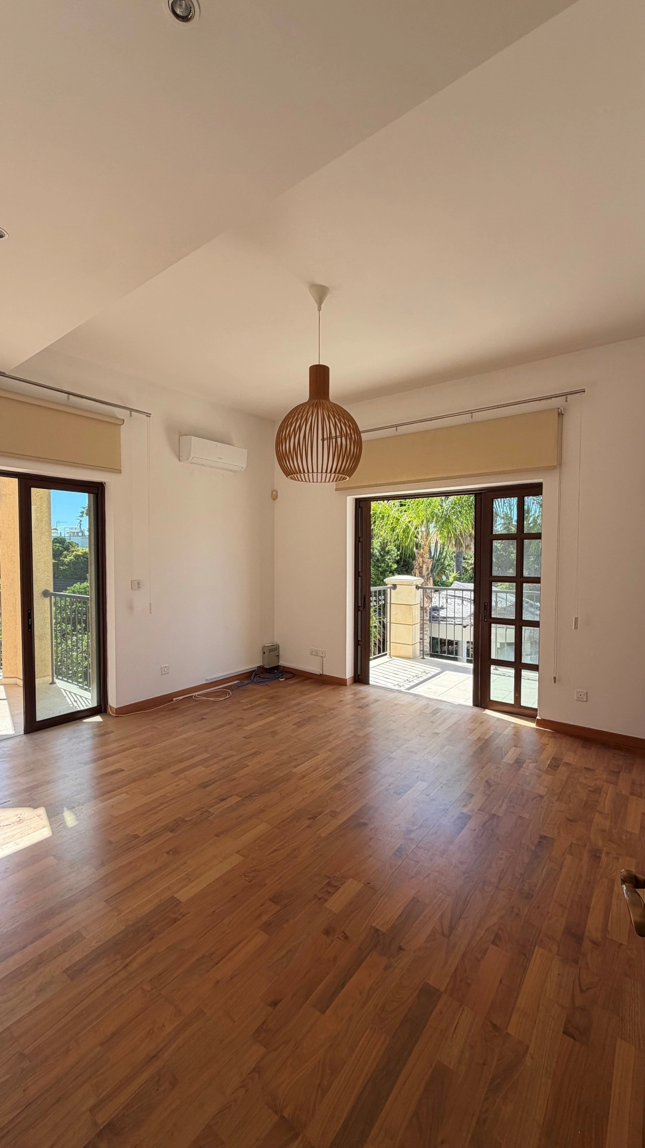 6+ Bedroom House for Sale in Limassol District