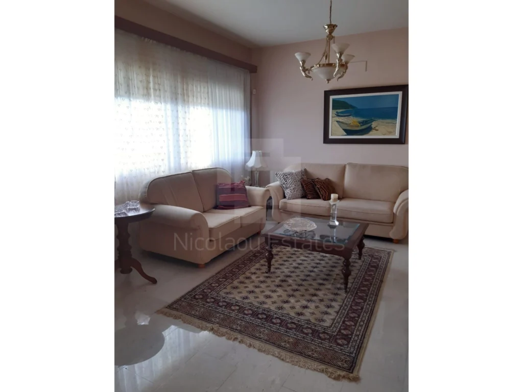 6+ Bedroom House for Sale in Limassol District
