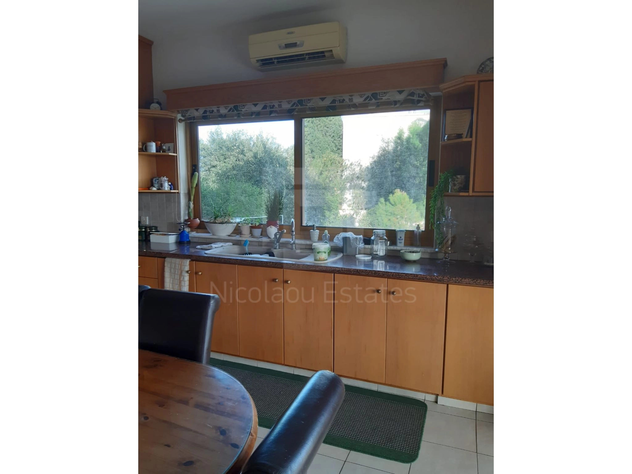 6+ Bedroom House for Sale in Limassol District