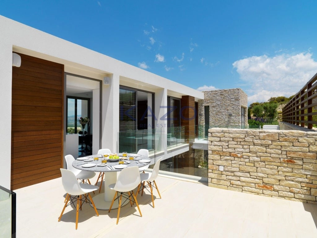 4 Bedroom House for Sale in Tsada, Paphos District