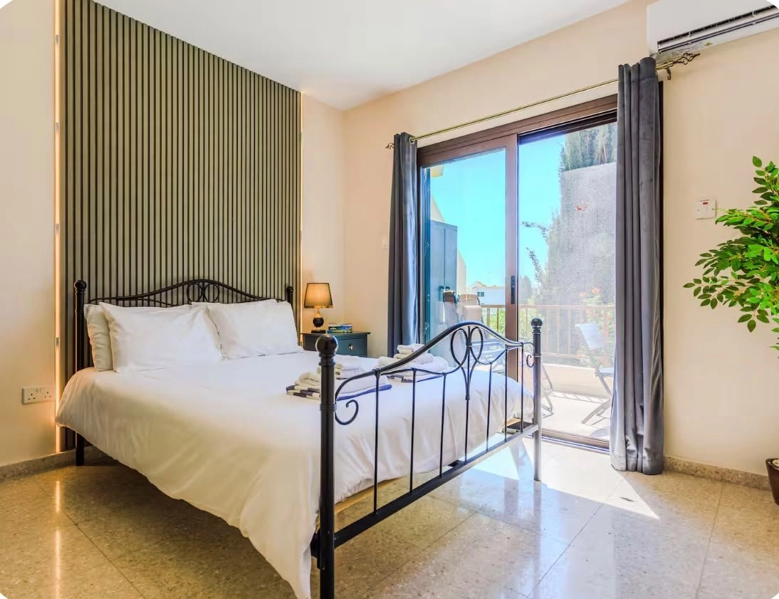 2 Bedroom Apartment for Sale in Kato Paphos