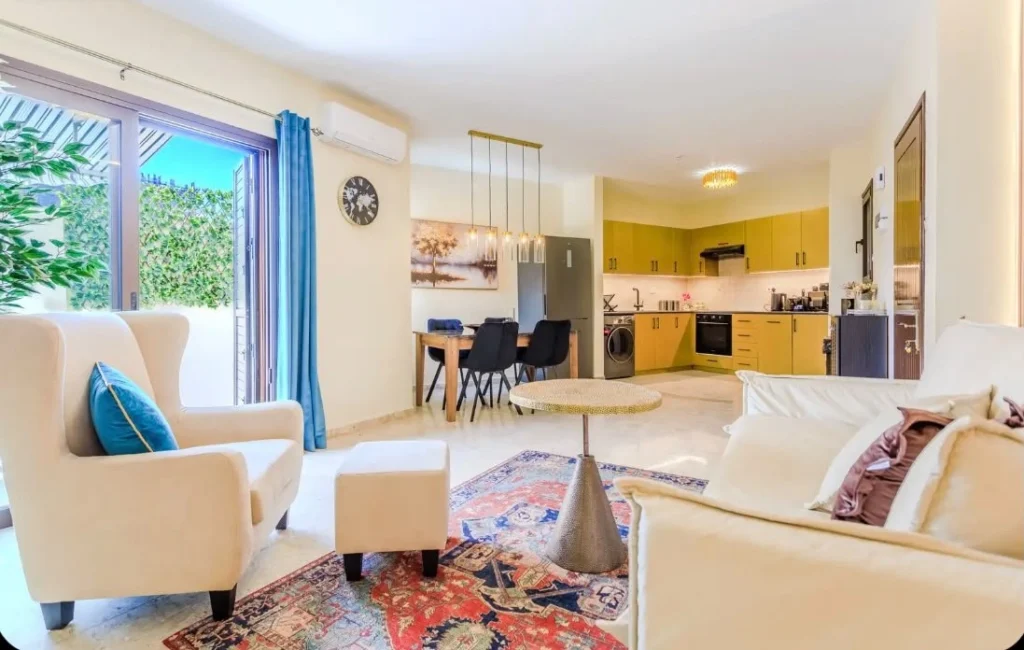 2 Bedroom Apartment for Sale in Kato Paphos