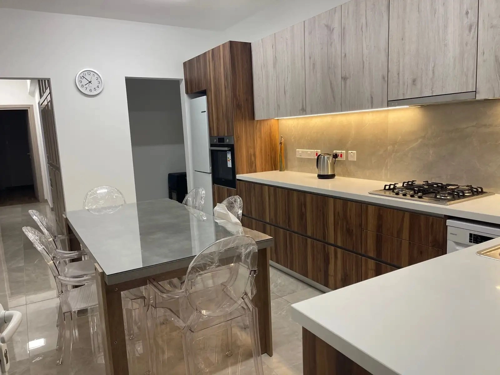 3 Bedroom Apartment for Rent in Limassol – Petrou kai Pavlou