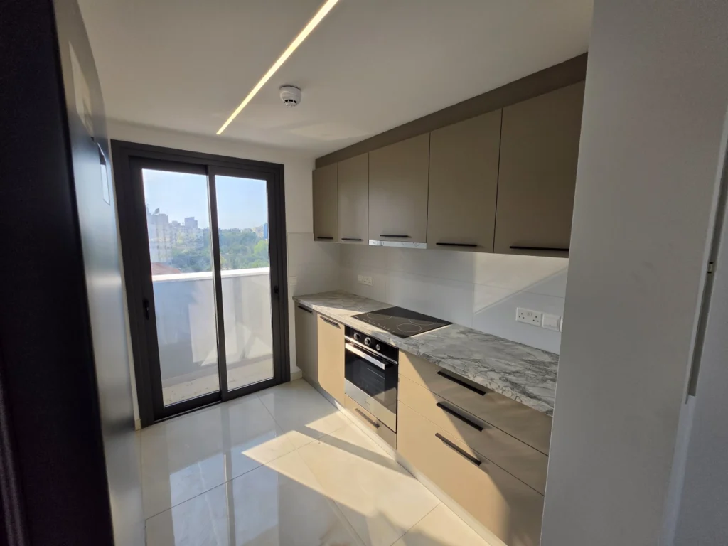 2-bedroom apartment for rent in central Nicosia photo 12
