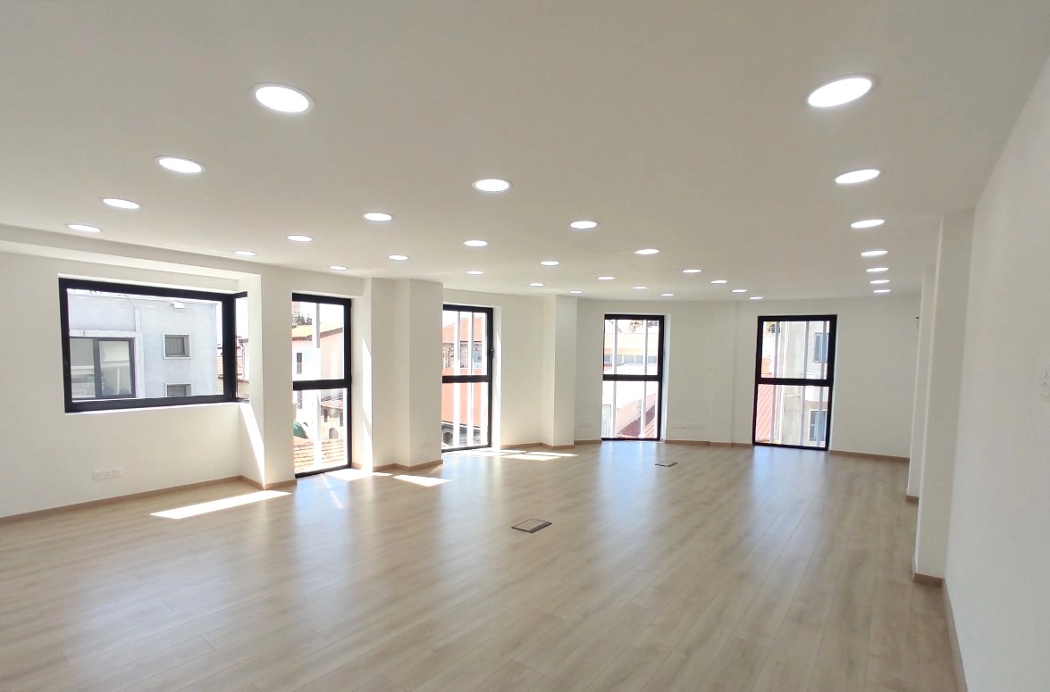 522m² Building for Rent in Limassol – Old Town