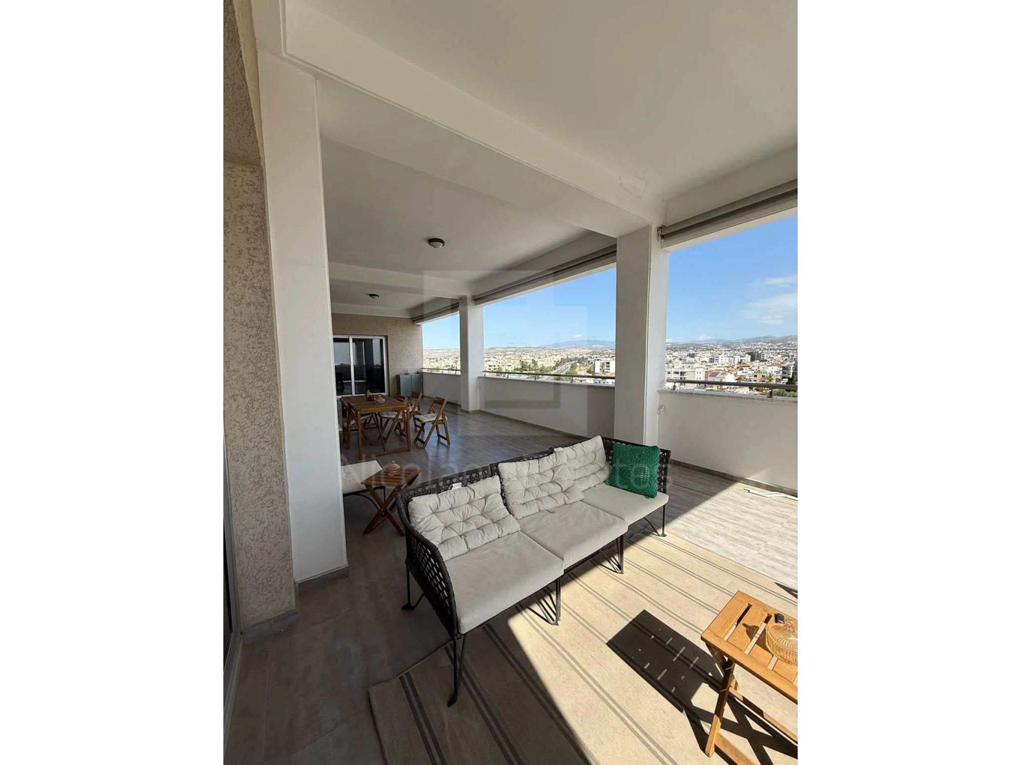 1500m² Office for Rent in Kato Polemidia, Limassol District