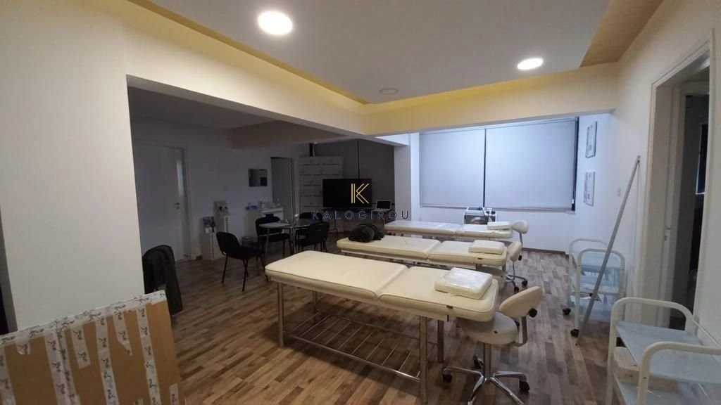 164m² Office for Sale in Larnaca District