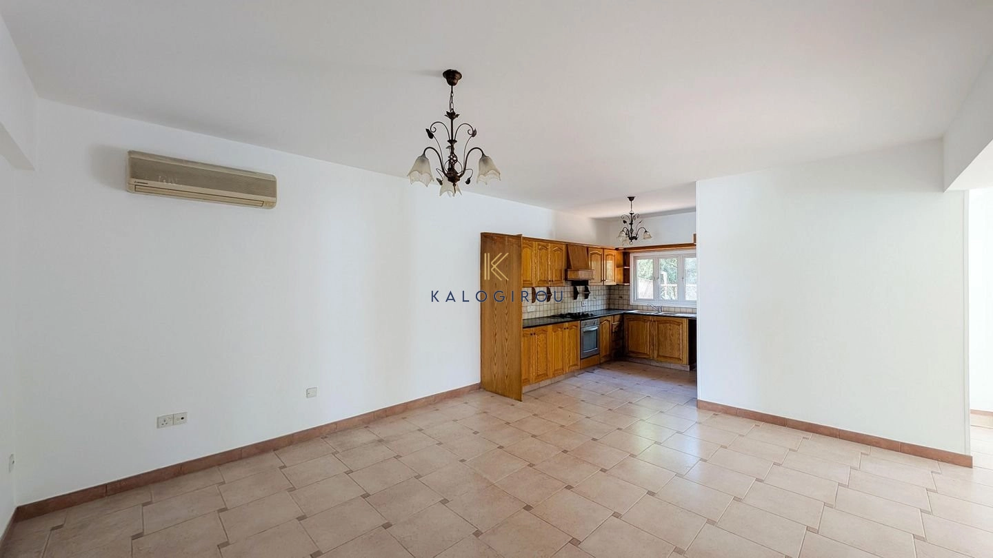 3 Bedroom House for Sale in Meneou, Larnaca District