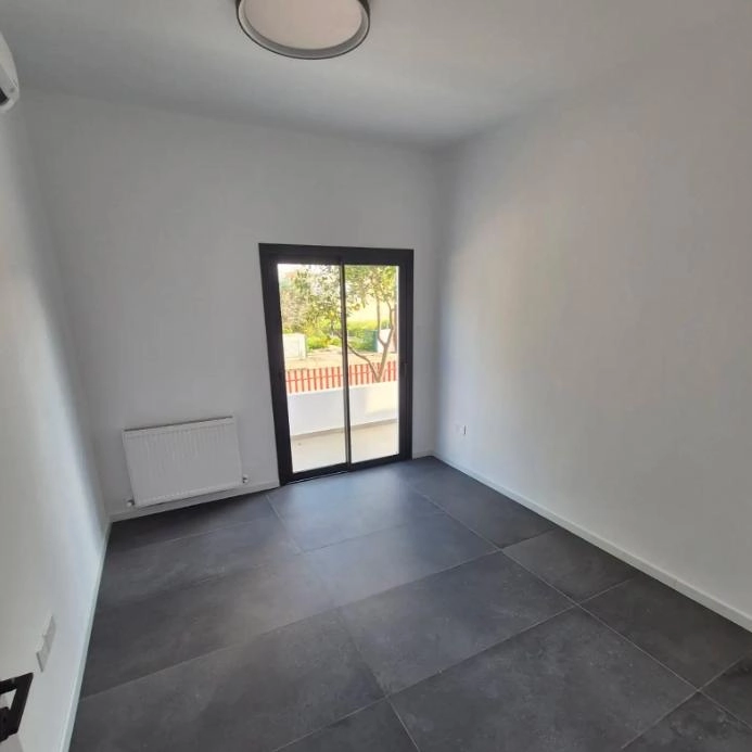 3-bed first-floor house for rent in Strovolos, Nicosia photo 4
