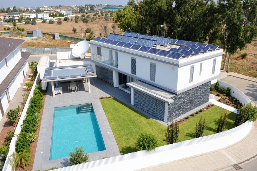 5-bedroom house with pool in Eleonon, Nicosia photo 1