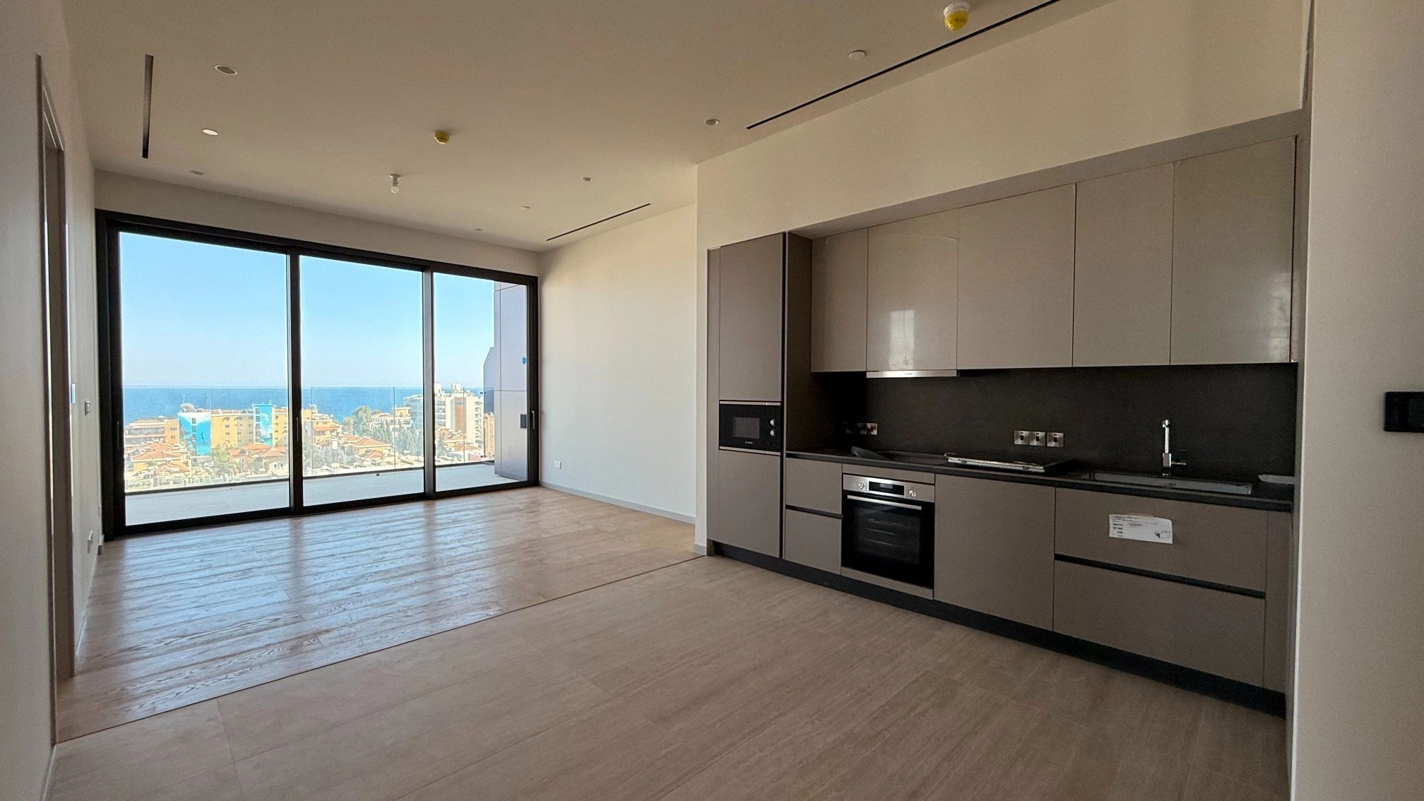 2 Bedroom Apartment for Rent in Germasogeia, Limassol District