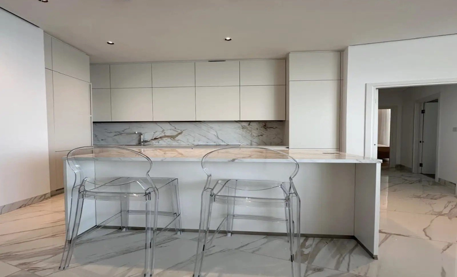 2 Bedroom Apartment for Rent in Limassol – Neapolis