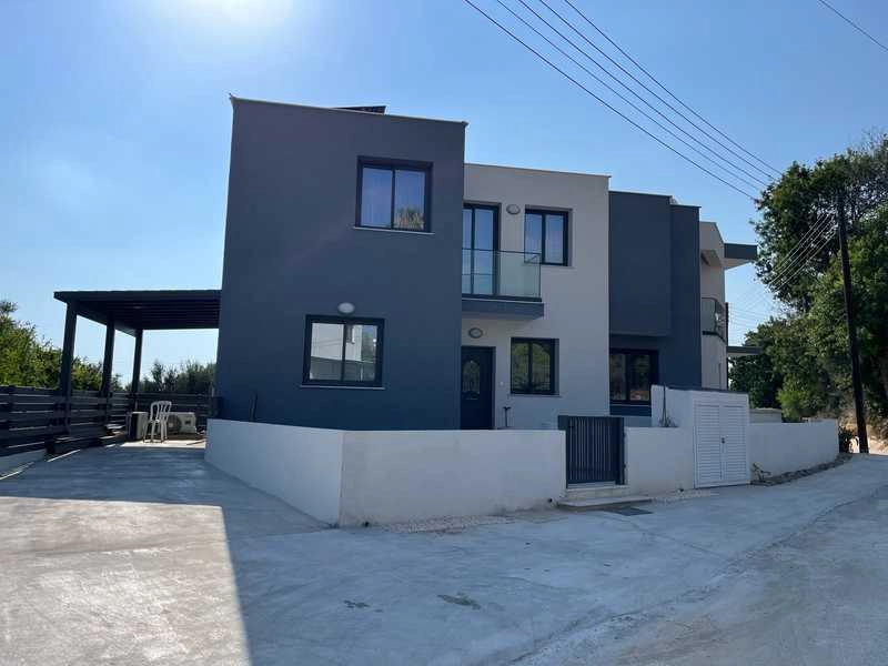 5 Bedroom House for Rent in Kissonerga, Paphos District