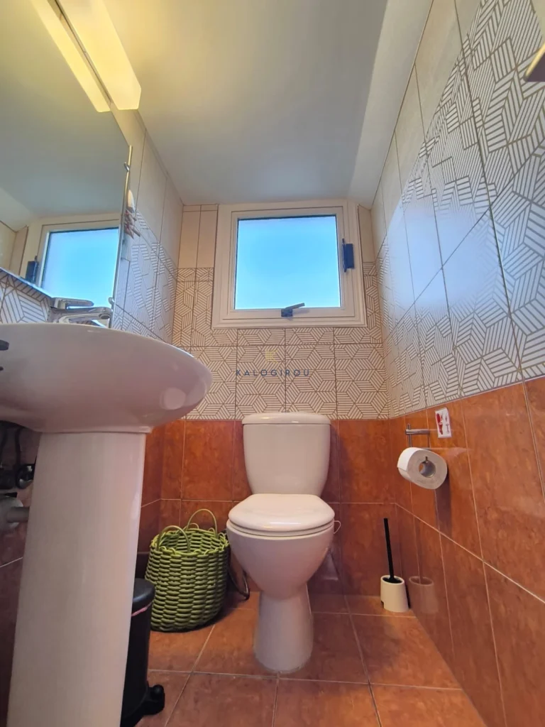 4 Bedroom House for Sale in Aradippou, Larnaca District