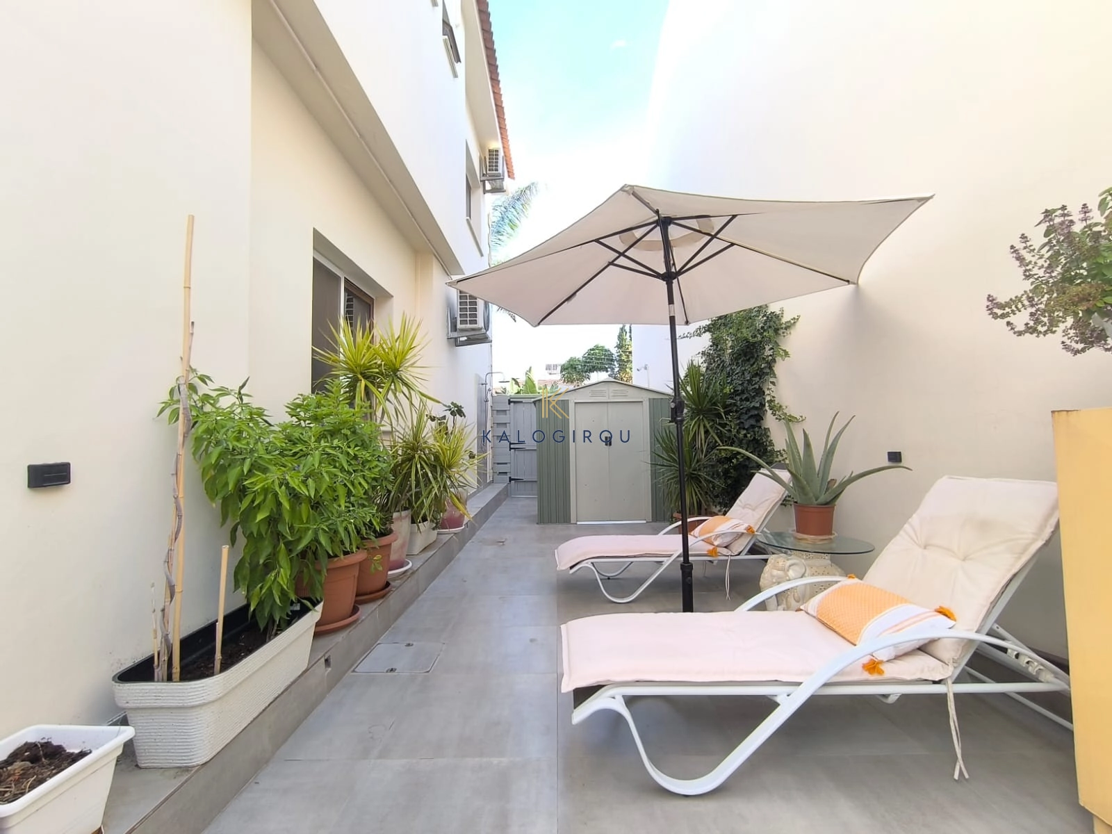 4 Bedroom House for Sale in Aradippou, Larnaca District