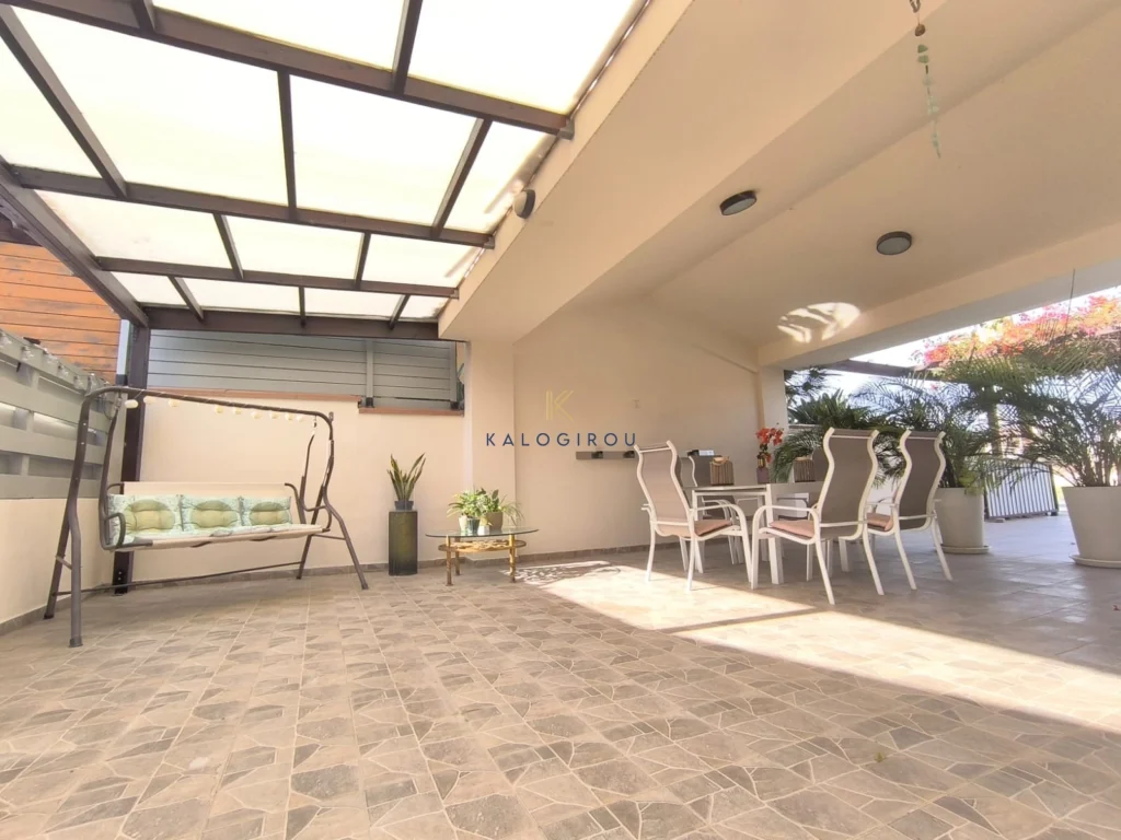 4 Bedroom House for Sale in Aradippou, Larnaca District