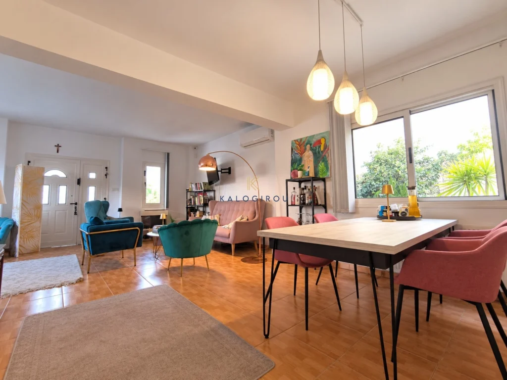 4 Bedroom House for Sale in Aradippou, Larnaca District
