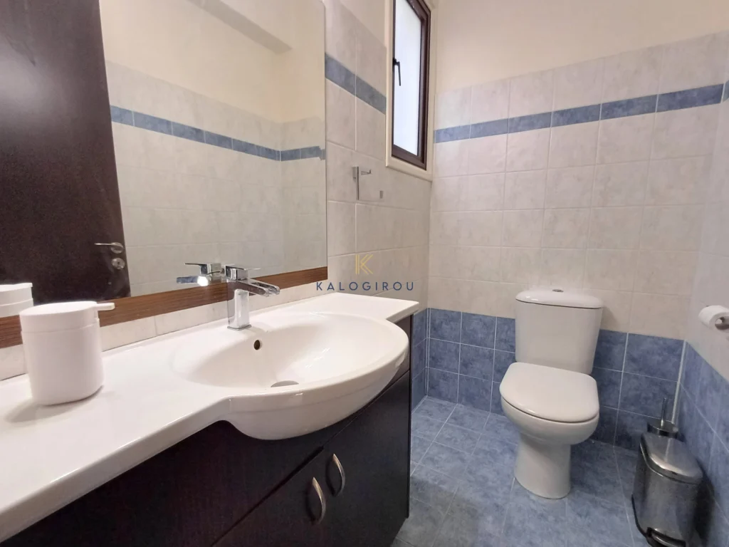4 Bedroom House for Sale in Aradippou, Larnaca District